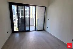 Vacant Studio | Balcony | Open View