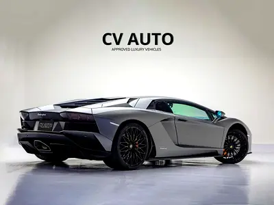 صورة 6 لـ 2018 Lamborghini AVENTADOR S