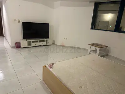 Fully furnished Master Room available near Emirates Tower Metro
