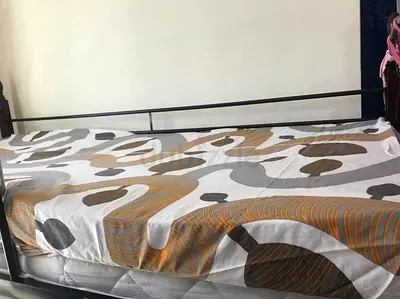 Bedspace available for Filipina only Near DMCC METRO STATION