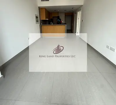 شقة جديدة كلياً بغرفة نوم واحدة وحمامين للإيجار في منطقة الممشى، الشارقة