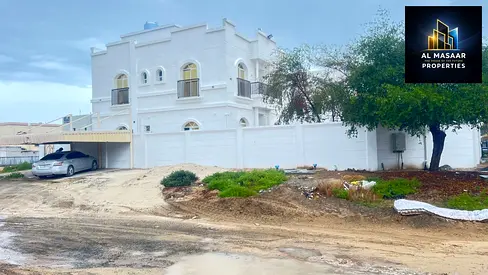 فيلا للإيجار في المويهات 1 | 7 غرف + مجلس وصالة | مساحة 5000 قدم