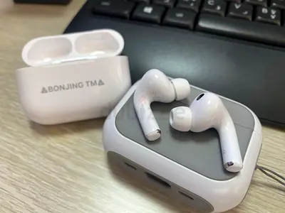 Apple Airpods Pro Gen 3 - Used