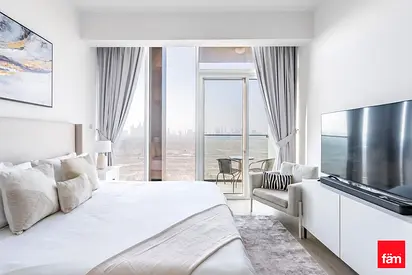 Modern Studio | Ready to Move In | Prime LocatION