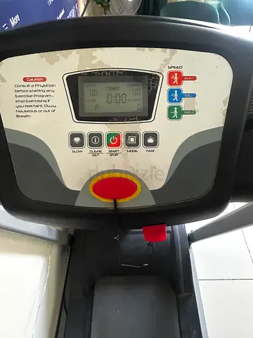 Home treadmill – basic running machine, working condition