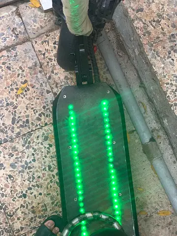 Electric scooter