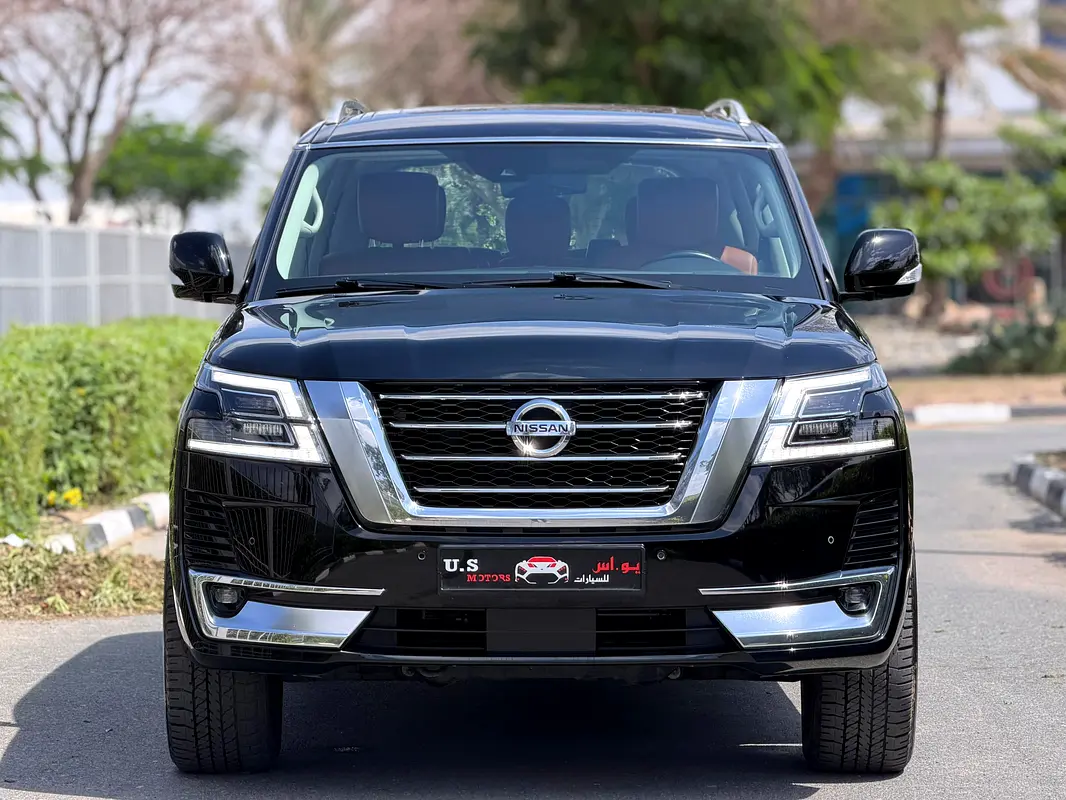 Nissan Patrol 2021 — photo 1 of 19