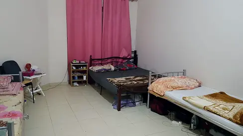 Executive Bedspace Available Dip 2 in Ritaj (3 person only in Room )