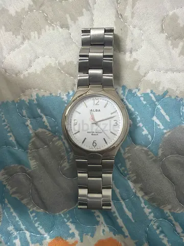 ALBA Silver stainless steel analog wristwatch — working, good condition