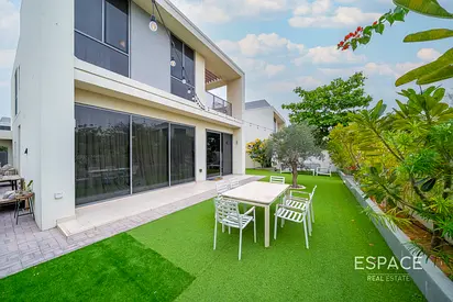 Green Belt location | Large plot | Rare