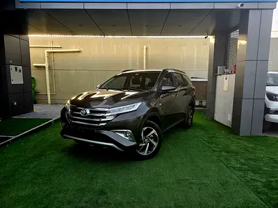 RUSH EX/ PASSENGER 7 SEATS/ LOW MILEAGE