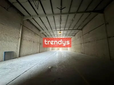 Massive warehouse for Rent 7,500 sqft with NO DREC TAX 20% with75KW POWER