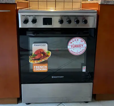 My Westpoint stainless steel freestanding cooker/oven/electric stove