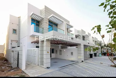 4-Bedroom + Maid Room Villa || Next to Metro