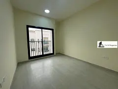 STUDIO FOR RENT // READY TO MOVE // NEAR TO METRO