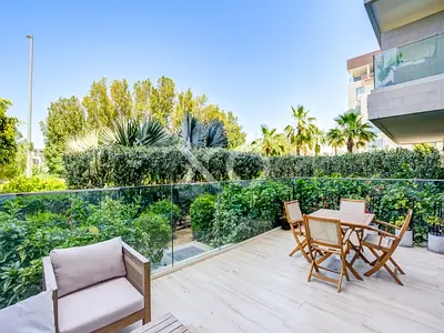 Exclusive | Rare to Market | Green Views