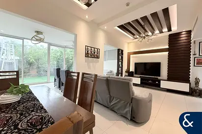 UPGRADED | BEST VALUE | 3+Maids | Arabella