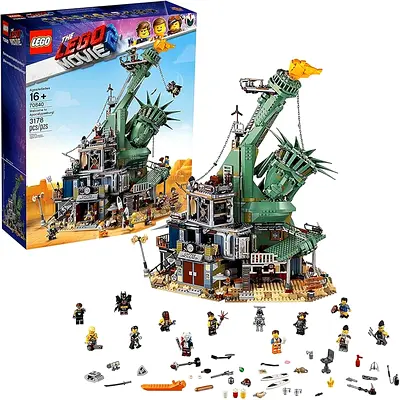 My LEGO Movie 2 Welcome to Apocalypseburg Set 70840 - 3178 pcs (box shown)