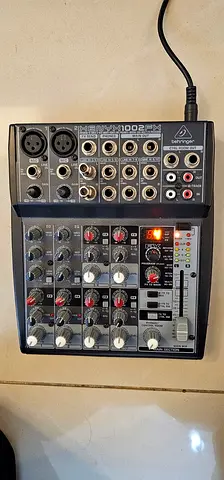 Behringer Xenyx 1002FX – Premium Karaoke  Recording Mixer