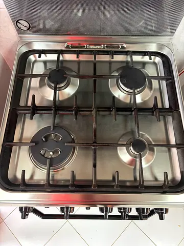 Used Indesit 60 X 60 cm 4 Gas Burners Free Standing Gas Cooker for sale, Silver, I-6tg1exghex-FI