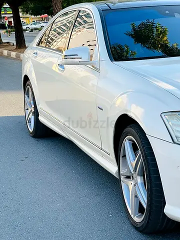Mercedes Benz S 500 2011 DED 25000 done 175000 kms