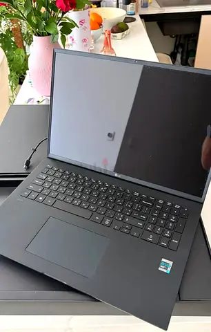 Laptop LG Gram 11th Gen Core i7 2.8GHZ 32GB 1TB SSD
