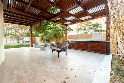 SPACIOUS PLOT| FULLY UPGRADED| SINGLE ROW| EXCLUSIVE