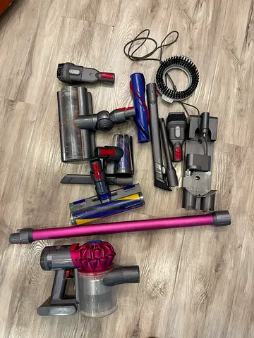 Dyson v7 s11 (battery to be replaced)
