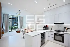 Luxury Furnished |Squeaky Clean| Ready to Move