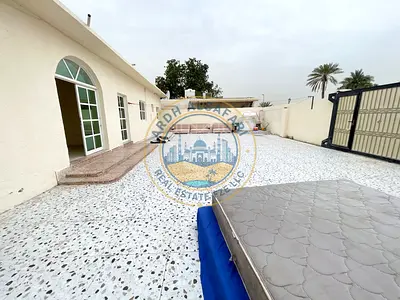 Huge Size 5 Master BedRoom Villa+Parking In Al Jaazat