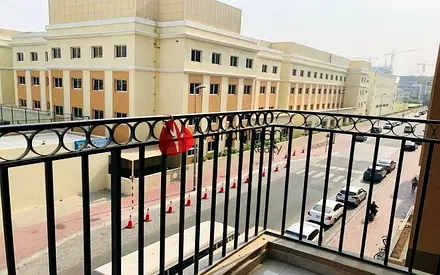 WELL MAINTAINED | UNFURNISHED | BALCONY