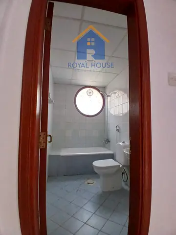 غرفه وصاله بالبطينه  ببلكونه ممكن عزاب