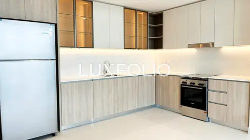 Low Floor | Community/Villa View | Vacant