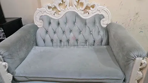 Elegant Vintage-Style Sofa