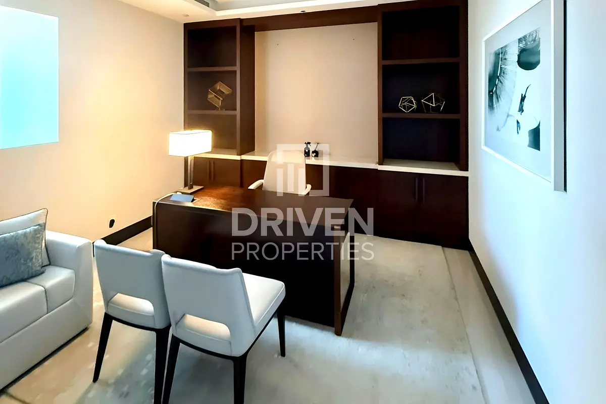 Investor Deal | Iconic Location | Big Layout