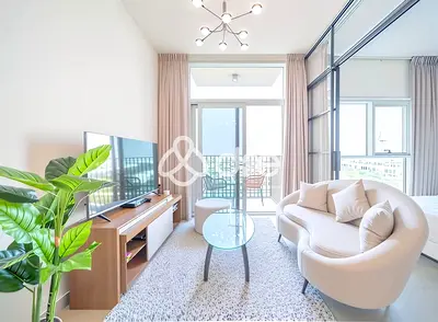 Fully Furnished 1-BR | Low floor | Available Now