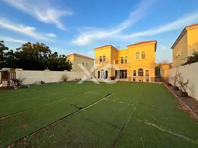 Vacant | Prime Location | Next To Park