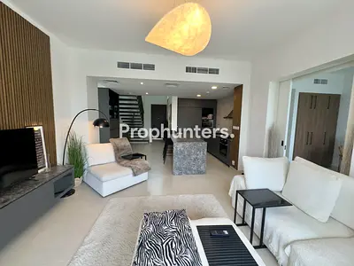 Single Row | Upgraded | Fully furnished