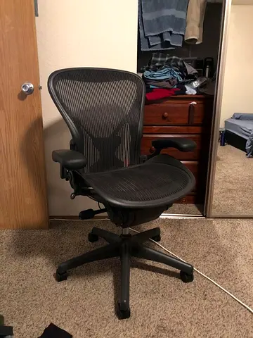 Herman Miller Ergonomic Chair Aeron Classic fully loaded Size B and C