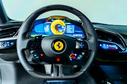 2024 Ferrari SF90 STRADALE — миниатюра 17