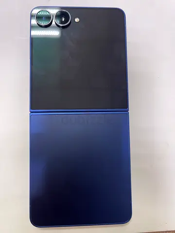 Samsung galaxy Z flip 7 256GB