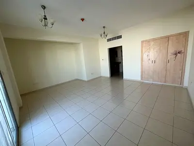 Large Studio | Upgraded Toilet | With Balcony
