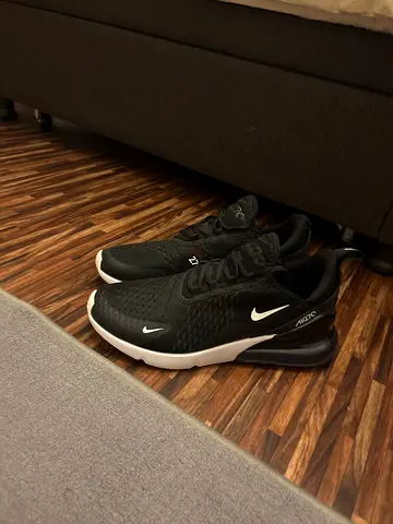 Nike air max shoes
