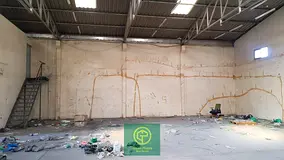 Ras Al Khor 4,200 sq. Ft warehouse with high ceiling suitable for commercial activities