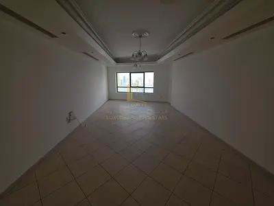 فرصة ذهبية للسكن أو الاستثمار بإطلالة مباشرة على بحيرة خالد ✨
