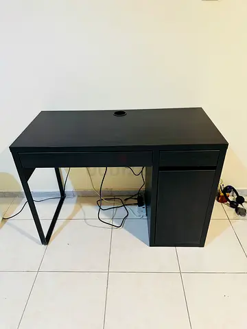computer table
