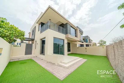 Excellent Choice | Greenery Backing | Easy Access to Pool