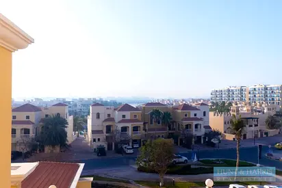 1 Bedroom Apartment for Rent Al Hamra Village - Beachfront