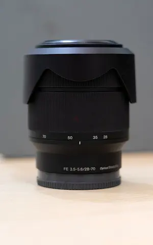 Sony FE 28-70mm f/3.5-5.6 OSS Lens