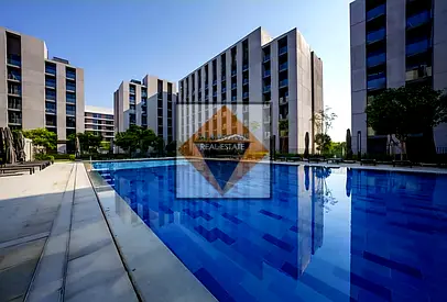 Oversized 1 BHK | 2 Bathrooms | Semi-Closed Kitchen | Great Layout